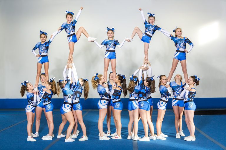 Organization Tips for a Rookie Cheer Mom cheer squad