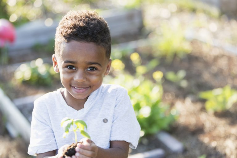 How to Introduce Kids to Gardening (With Free Printables!)