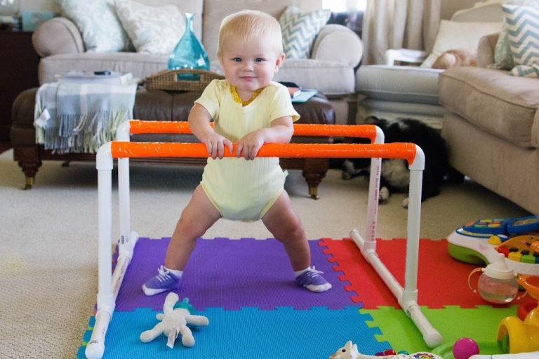 DIY: Baby Pull-Up Bars diy baby pull up bars
